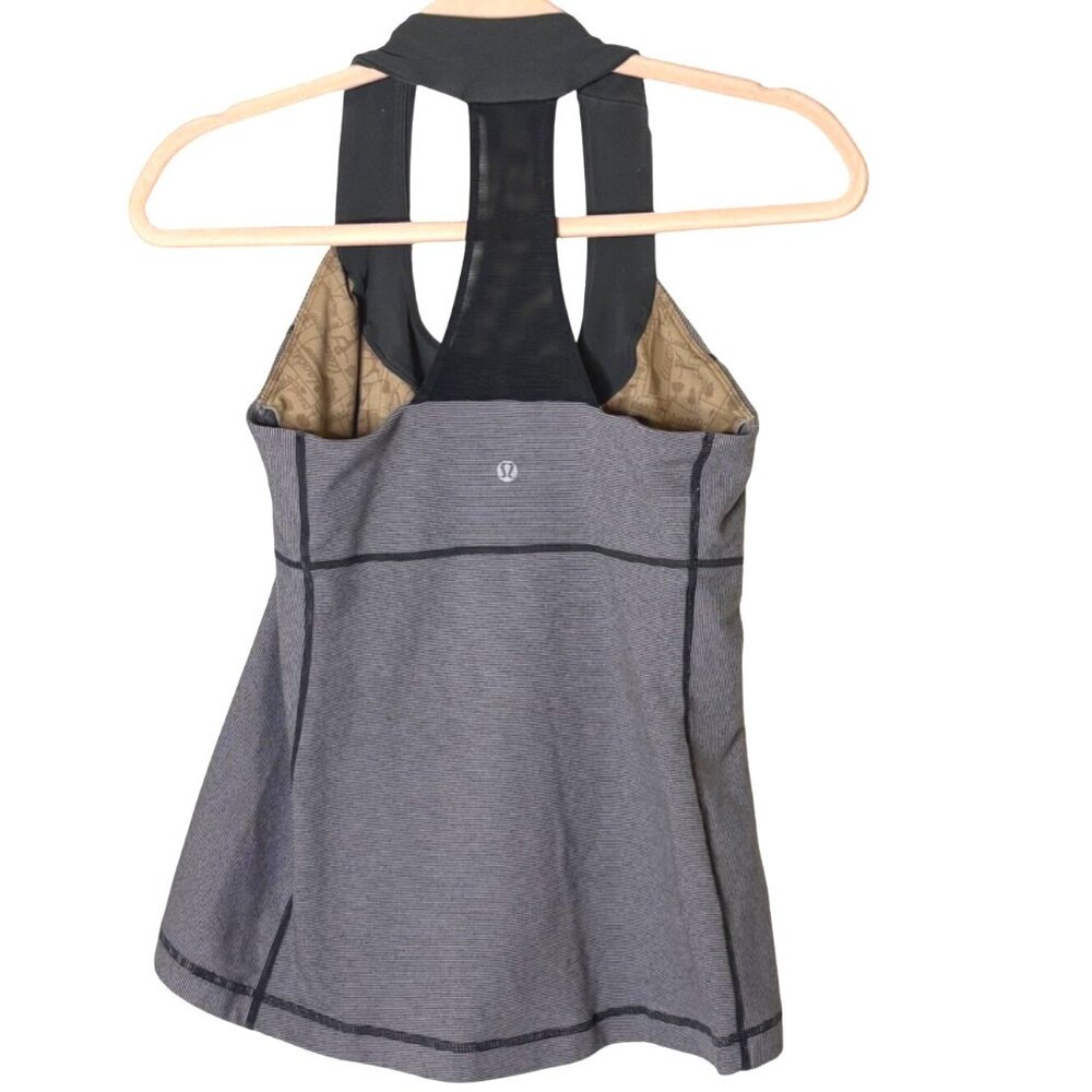 Lululemon Scoop Neck Tank Racerback Athletic Top Size 8 Shelf Bra - Picture 2 of 3